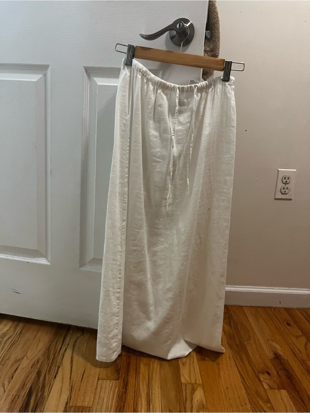 H&M White Midi Drawstring Skirt